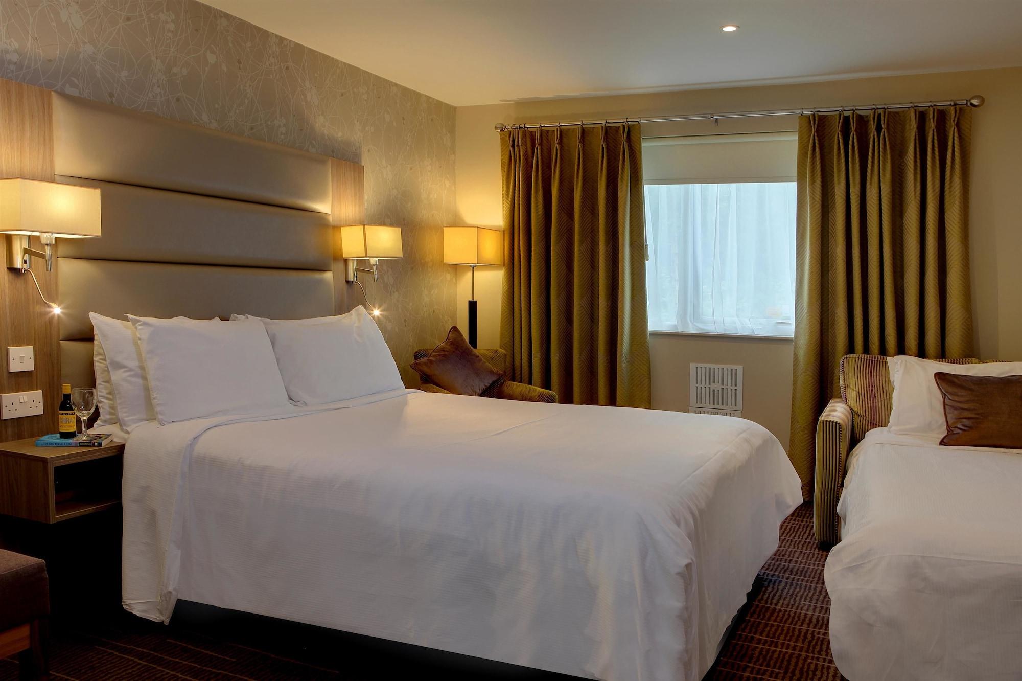 Best Western Pontypool Metro Hotel Екстер'єр фото
