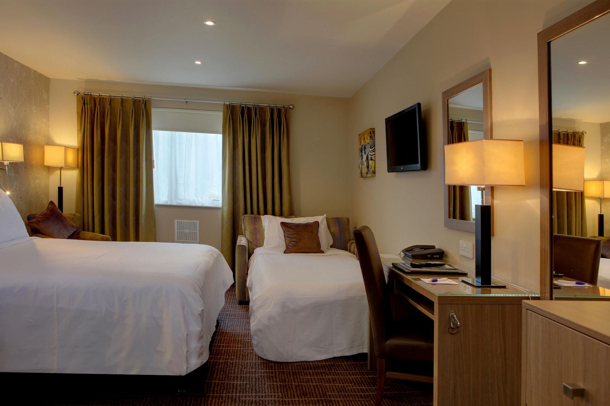 Best Western Pontypool Metro Hotel Екстер'єр фото
