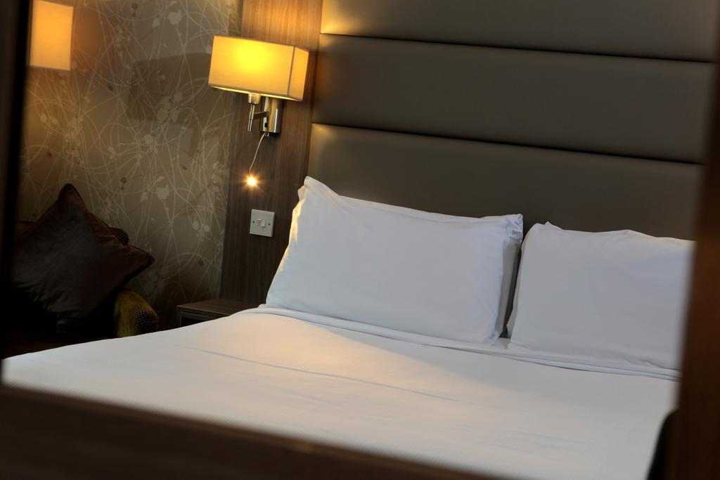 Best Western Pontypool Metro Hotel Екстер'єр фото
