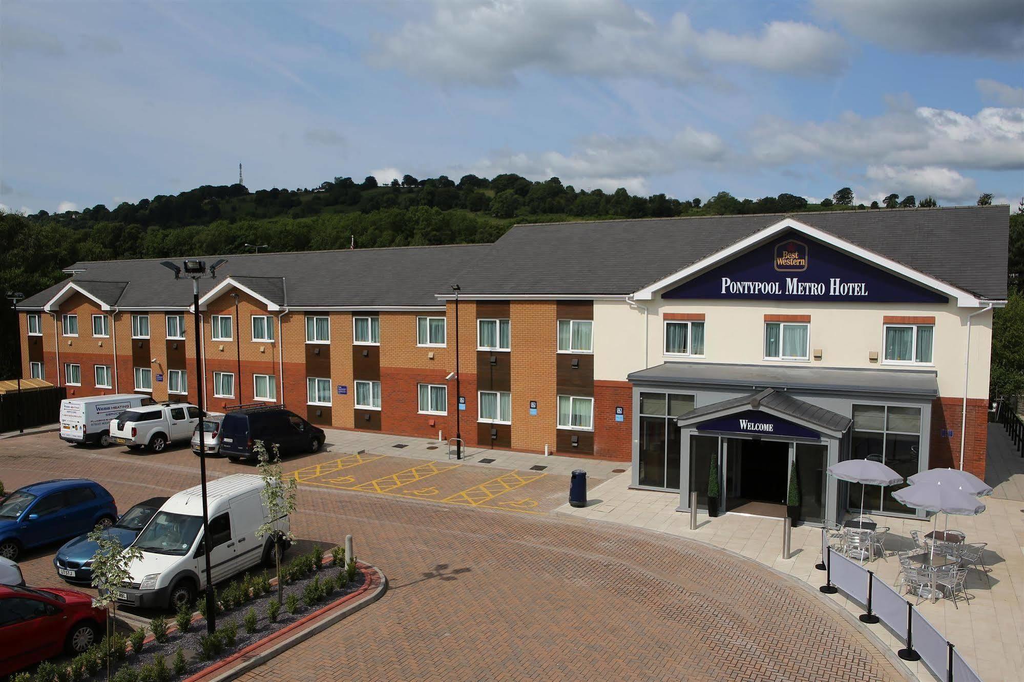 Best Western Pontypool Metro Hotel Екстер'єр фото